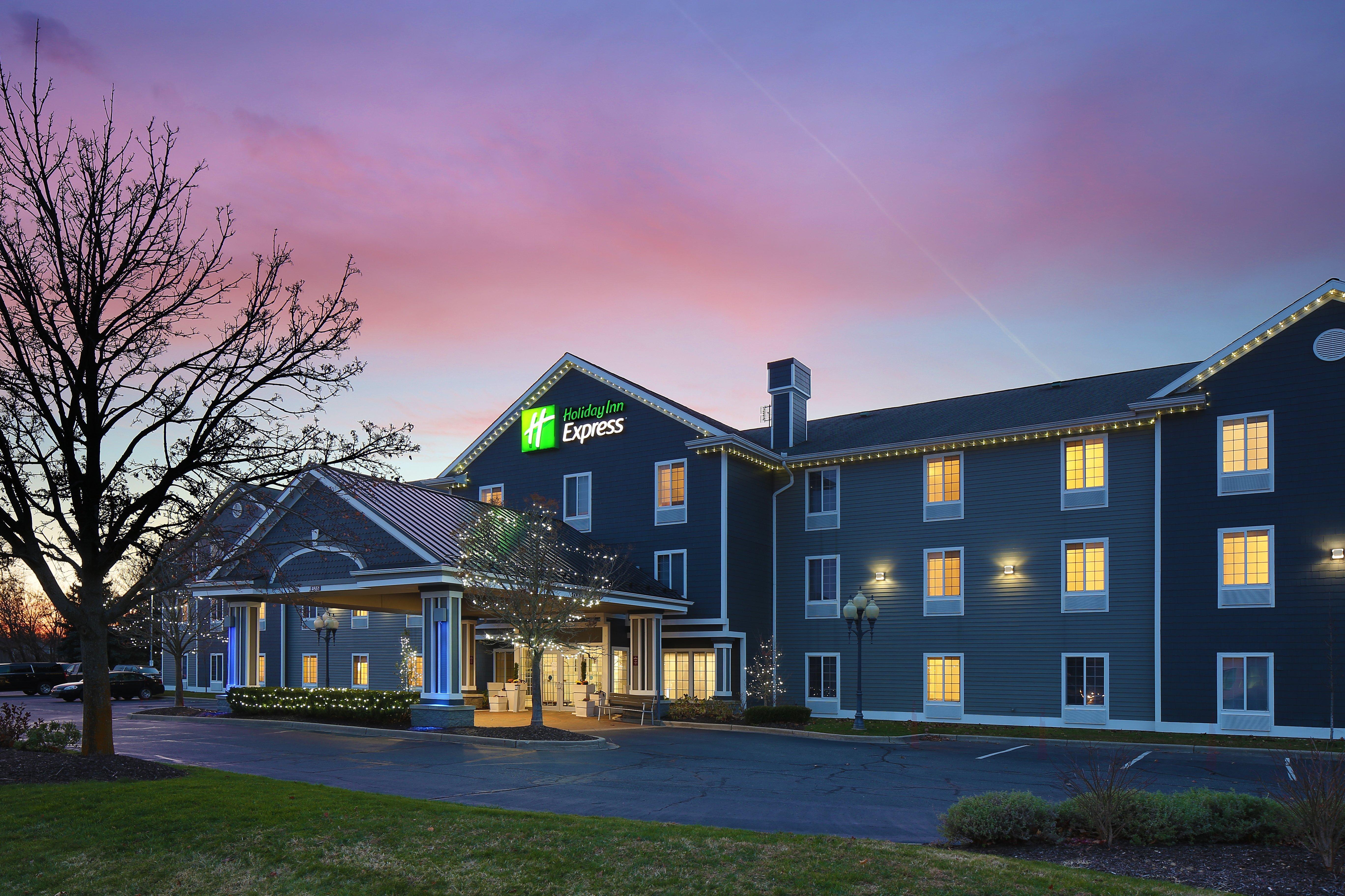 Holiday Inn Express Grand Rapids Southwest, An Ihg Hotel Grandville Exterior photo